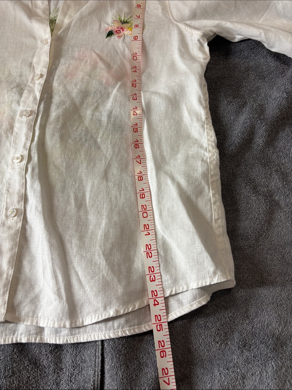 Tommy Bahama women’s White 100% Linen Colorful Floral Accent Button-Up Shirt S/P - Picture 11 of 14